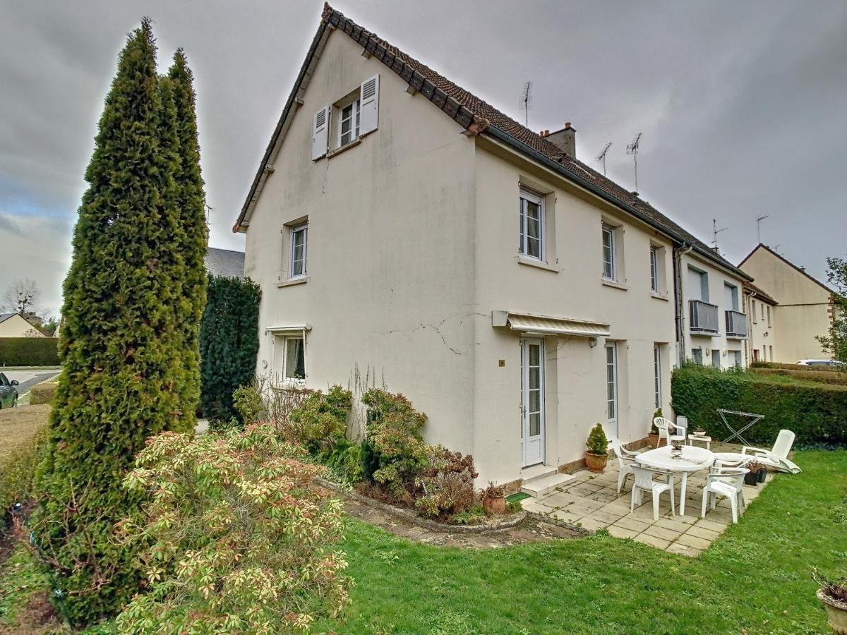 Maison De Charme Proche Centre Ville Avranches Exterior photo